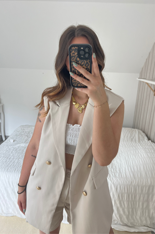 Short beige Lucy