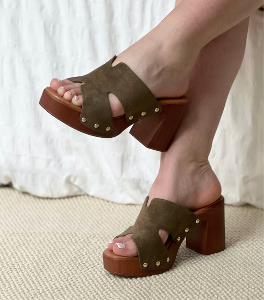 Mules kaki Rio